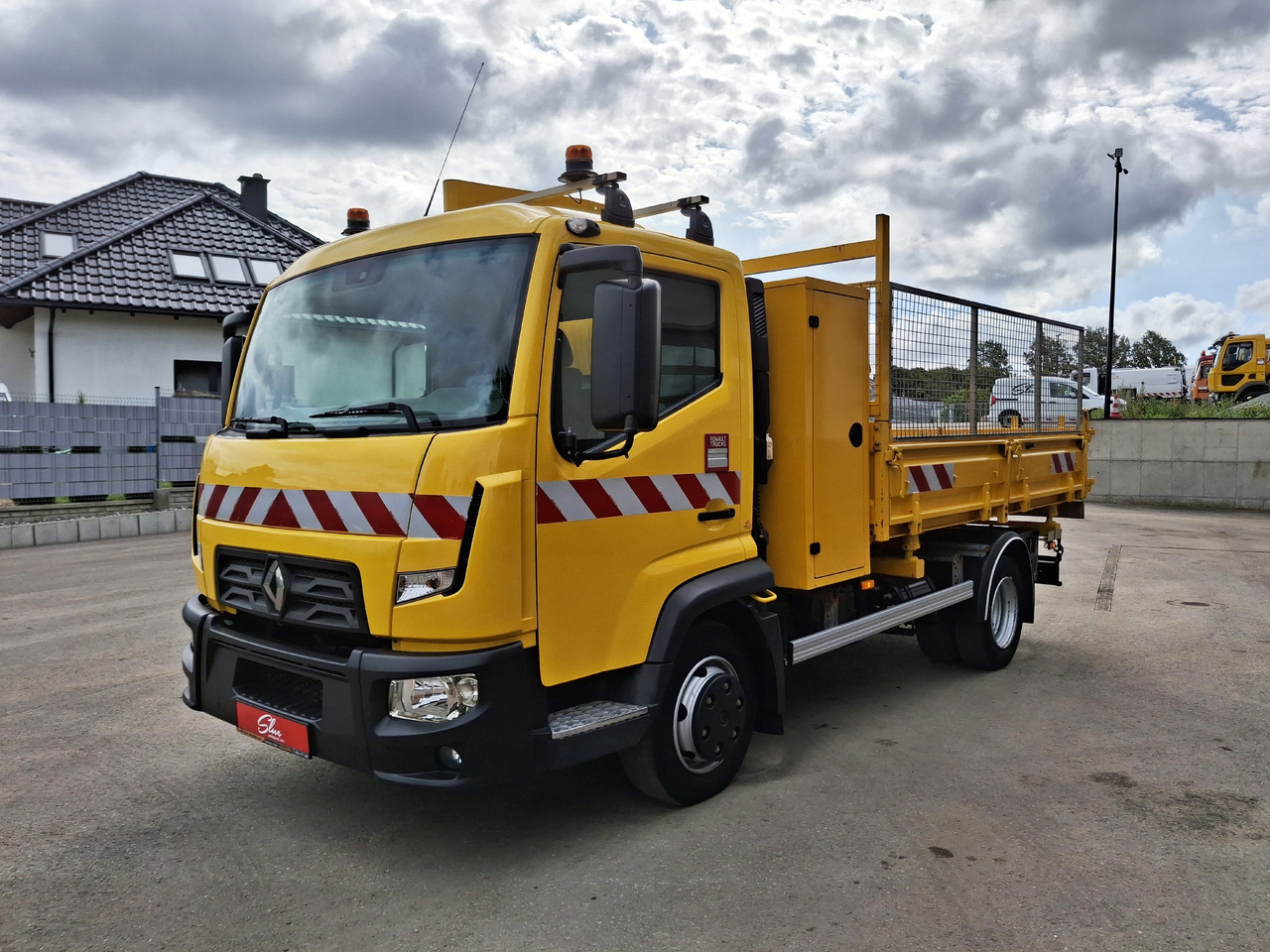 RENAULT D7.5 Wywrotka Kipper 3 Stronna 2015r 84 Tyś KM - Φορτηγό ανατρεπόμενο: φωτογραφία 2 RENAULT D7.5 Wywrotka Kipper 3 Stronna 2015r 84 Tyś KM - Φορτηγό ανατρεπόμενο: φωτογραφία 2