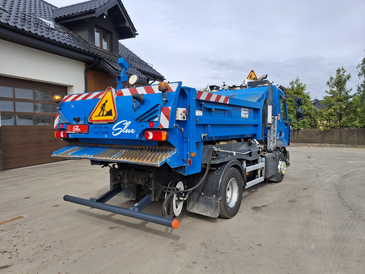 Renault D16 - Ασφαλτοδιανομέας: φωτογραφία 3 Renault D16 - Ασφαλτοδιανομέας: φωτογραφία 3