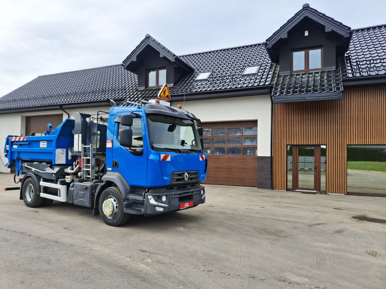 Renault D16 - Ασφαλτοδιανομέας: φωτογραφία 1 Renault D16 - Ασφαλτοδιανομέας: φωτογραφία 1