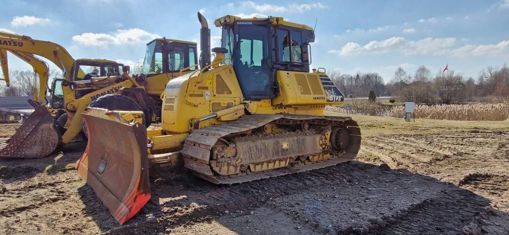 Komatsu D 61 PX -24 - Μπουλντόζα: φωτογραφία 2 Komatsu D 61 PX -24 - Μπουλντόζα: φωτογραφία 2