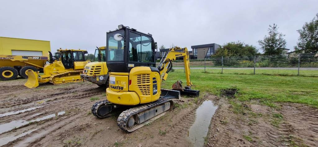 Komatsu PC 30 MR-5 - Μίνι εκσκαφέας: φωτογραφία 4 Komatsu PC 30 MR-5 - Μίνι εκσκαφέας: φωτογραφία 4
