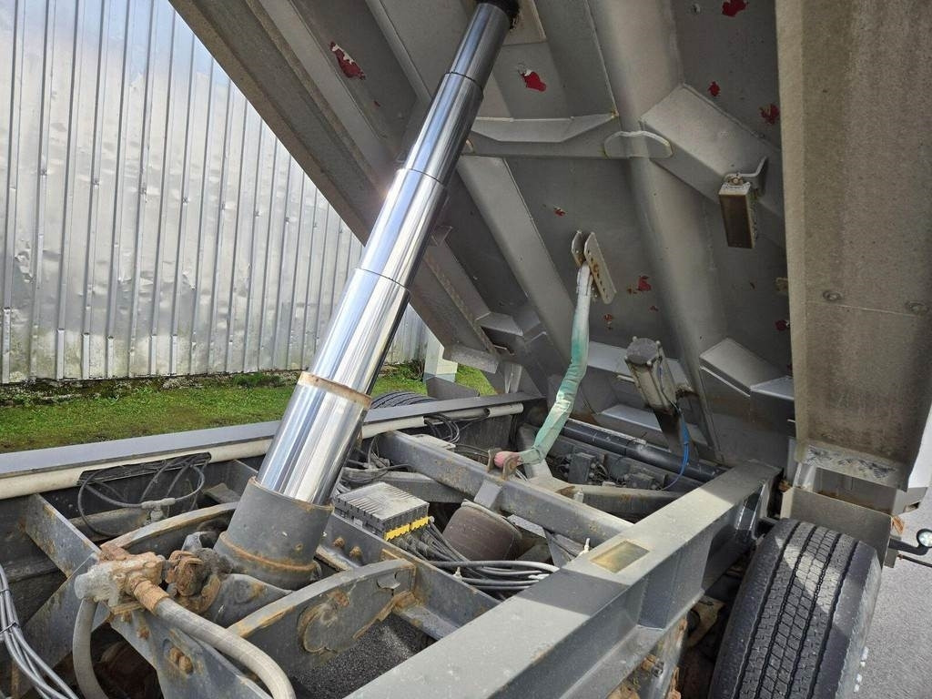 Maur TIPPER TRAILER 3 AXEL - Ρυμούλκα ανατρεπόμενο: φωτογραφία 3 Maur TIPPER TRAILER 3 AXEL - Ρυμούλκα ανατρεπόμενο: φωτογραφία 3
