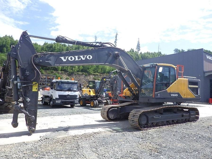 Volvo EC 300 E - Ερπυστριοφόρος εκσκαφέας: φωτογραφία 1 Volvo EC 300 E - Ερπυστριοφόρος εκσκαφέας: φωτογραφία 1