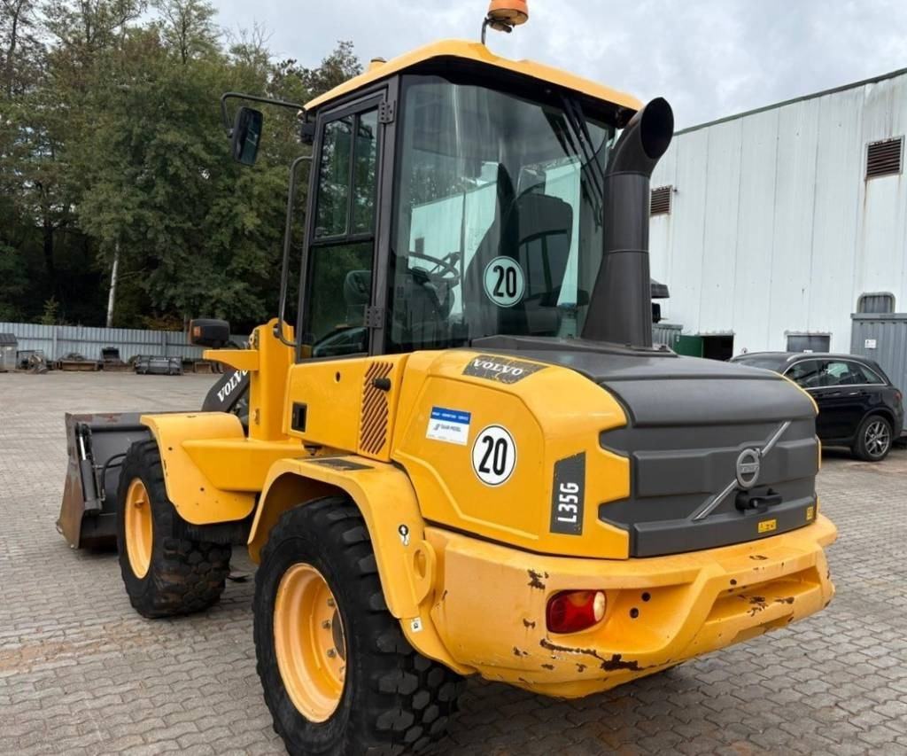 Volvo L 35 G  - Ελαστιχοφόρος φορτωτής: φωτογραφία 4 Volvo L 35 G  - Ελαστιχοφόρος φορτωτής: φωτογραφία 4