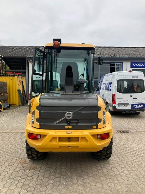 Volvo L 35 G - Ελαστιχοφόρος φορτωτής: φωτογραφία 5 Volvo L 35 G - Ελαστιχοφόρος φορτωτής: φωτογραφία 5