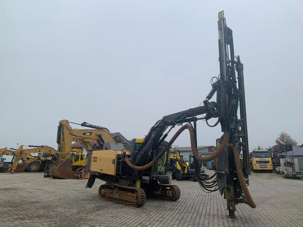 Atlas Copco T 40-11 Smart ROC with drilling rims and diameter - Μηχάνημα διάτρησης: φωτογραφία 5 Atlas Copco T 40-11 Smart ROC with drilling rims and diameter - Μηχάνημα διάτρησης: φωτογραφία 5