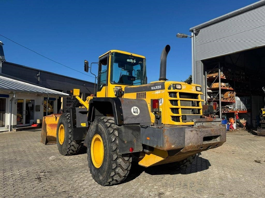 Komatsu WA 320-3H - Ελαστιχοφόρος φορτωτής: φωτογραφία 3 Komatsu WA 320-3H - Ελαστιχοφόρος φορτωτής: φωτογραφία 3