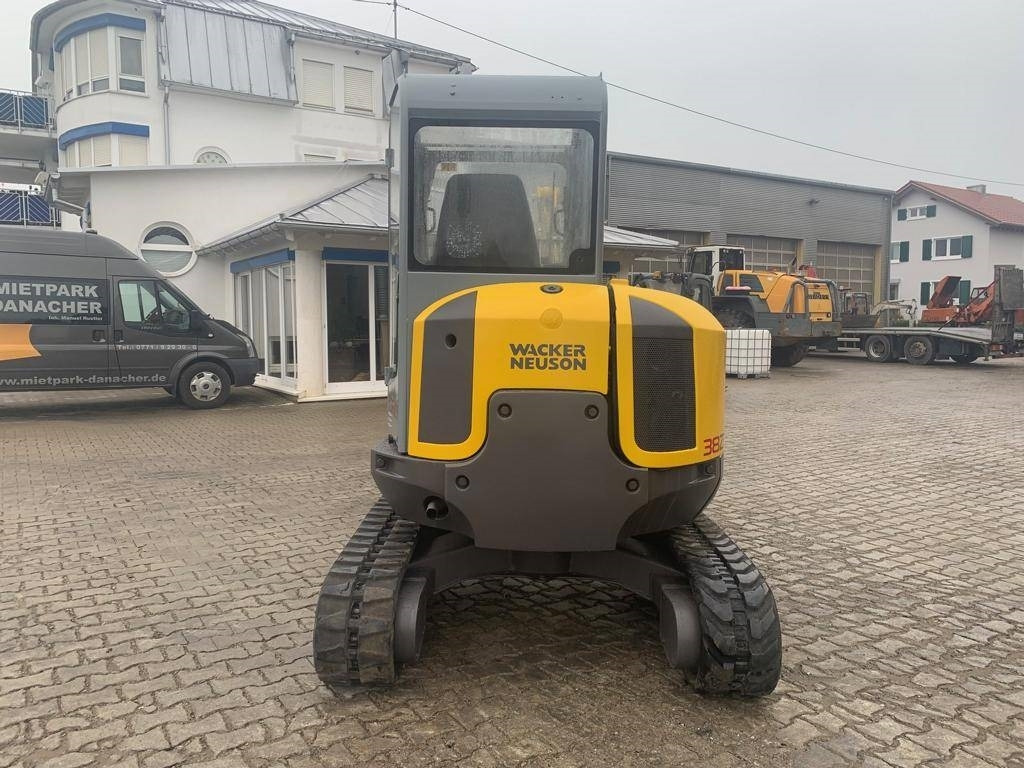 Neuson 38 Z 3 RD - Μίνι εκσκαφέας: φωτογραφία 5 Neuson 38 Z 3 RD - Μίνι εκσκαφέας: φωτογραφία 5