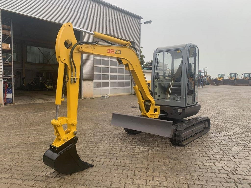 Neuson 38 Z 3 RD - Μίνι εκσκαφέας: φωτογραφία 2 Neuson 38 Z 3 RD - Μίνι εκσκαφέας: φωτογραφία 2