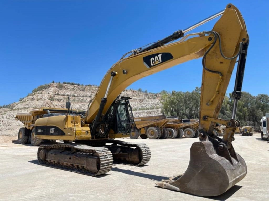 CAT 330 D LN - Ερπυστριοφόρος εκσκαφέας: φωτογραφία 4 CAT 330 D LN - Ερπυστριοφόρος εκσκαφέας: φωτογραφία 4