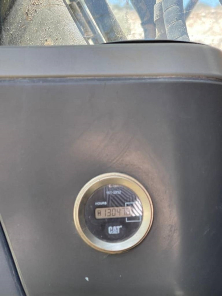 CAT 330 D LN - Ερπυστριοφόρος εκσκαφέας: φωτογραφία 5 CAT 330 D LN - Ερπυστριοφόρος εκσκαφέας: φωτογραφία 5