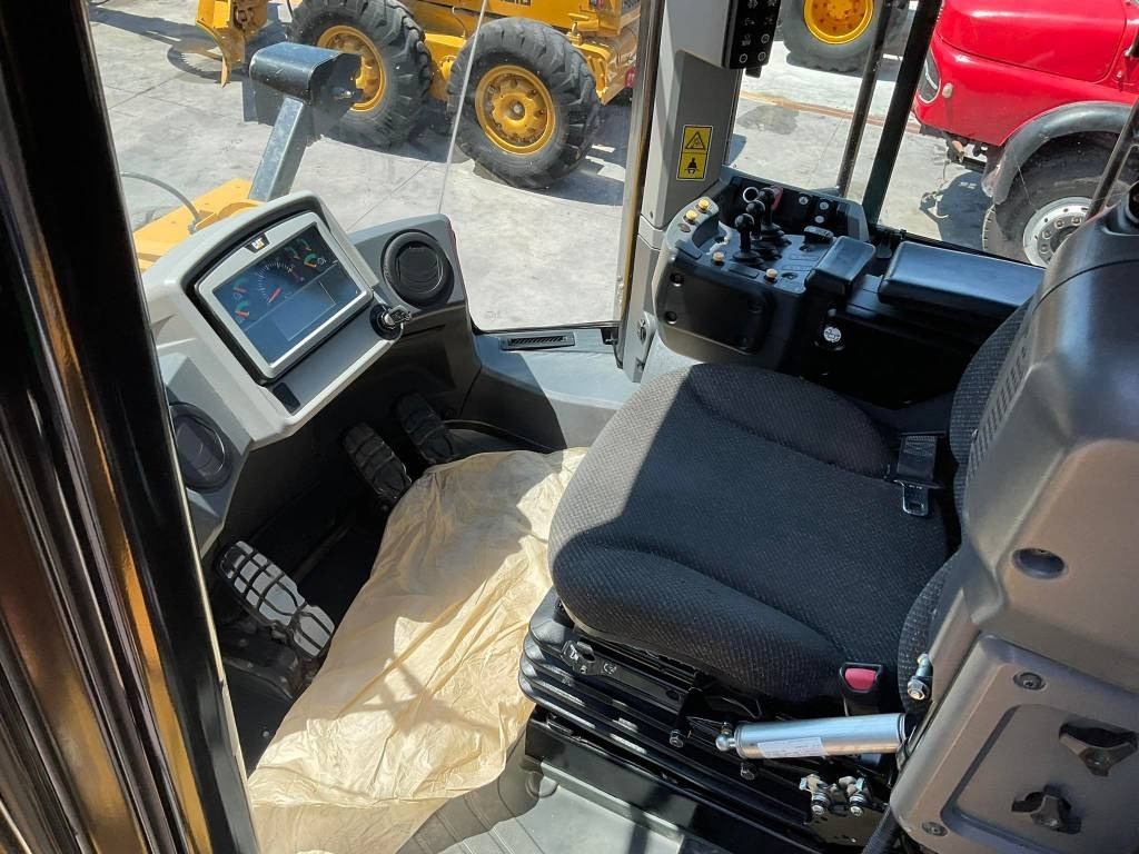 Μίσθωση CAT 980M  CAT 980M: φωτογραφία 11