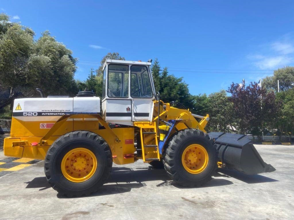 International 520A - Ελαστιχοφόρος φορτωτής: φωτογραφία 2 International 520A - Ελαστιχοφόρος φορτωτής: φωτογραφία 2