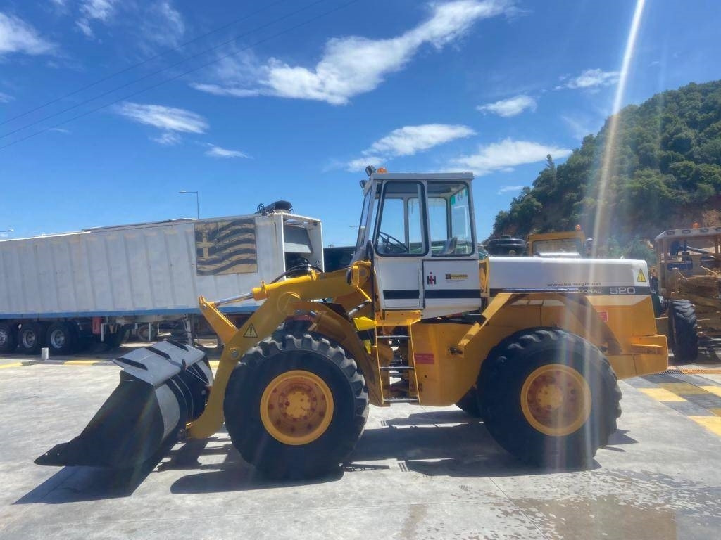 International 520A - Ελαστιχοφόρος φορτωτής: φωτογραφία 4 International 520A - Ελαστιχοφόρος φορτωτής: φωτογραφία 4