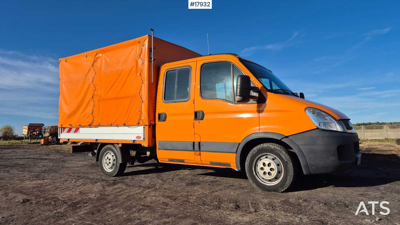 IVECO 35S14D double cab with box body (2011) - Επαγγελματικό αυτοκίνητο με μουσαμά, Διπλοκάμπινο ελαφρύ επαγγελματικό: φωτογραφία 3 IVECO 35S14D double cab with box body (2011) - Επαγγελματικό αυτοκίνητο με μουσαμά, Διπλοκάμπινο ελαφρύ επαγγελματικό: φωτογραφία 3