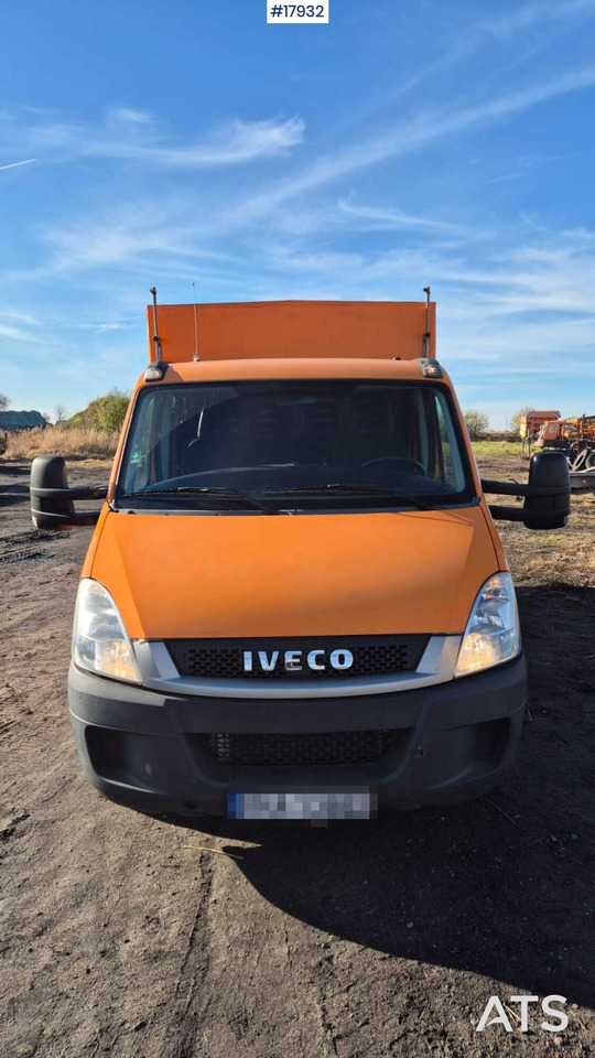 IVECO 35S14D double cab with box body (2011) - Επαγγελματικό αυτοκίνητο με μουσαμά, Διπλοκάμπινο ελαφρύ επαγγελματικό: φωτογραφία 4 IVECO 35S14D double cab with box body (2011) - Επαγγελματικό αυτοκίνητο με μουσαμά, Διπλοκάμπινο ελαφρύ επαγγελματικό: φωτογραφία 4