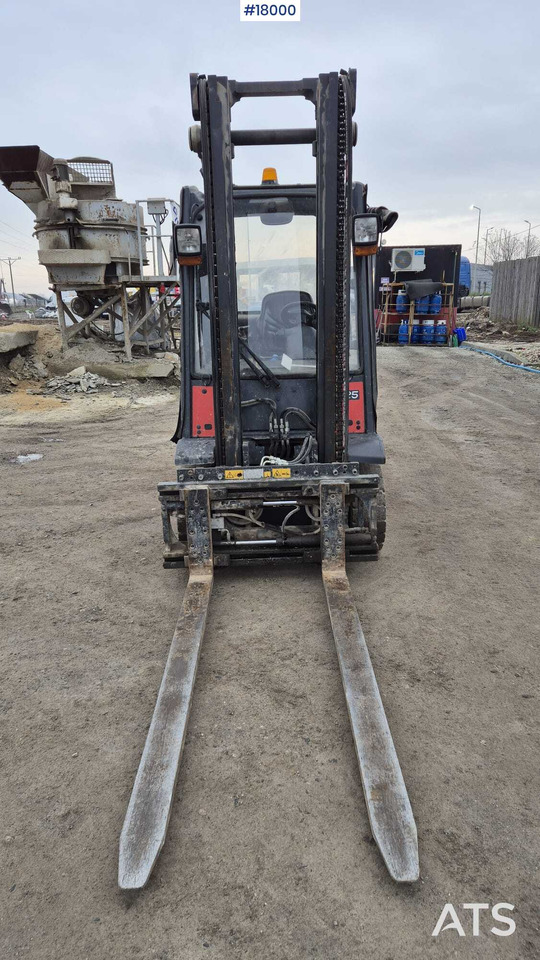 LINDE H25T forklift (2009) - Πετρελαιοκίνητο περονοφόρο: φωτογραφία 2 LINDE H25T forklift (2009) - Πετρελαιοκίνητο περονοφόρο: φωτογραφία 2