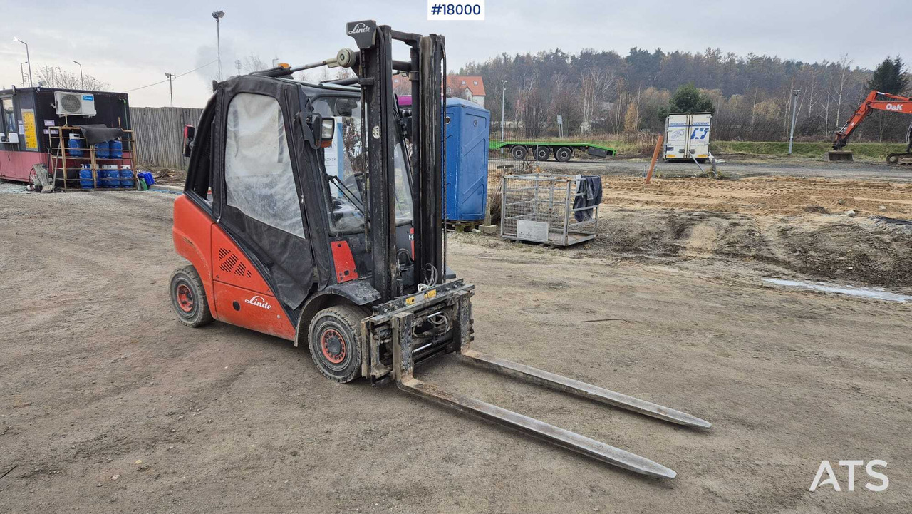 LINDE H25T forklift (2009) - Πετρελαιοκίνητο περονοφόρο: φωτογραφία 3 LINDE H25T forklift (2009) - Πετρελαιοκίνητο περονοφόρο: φωτογραφία 3