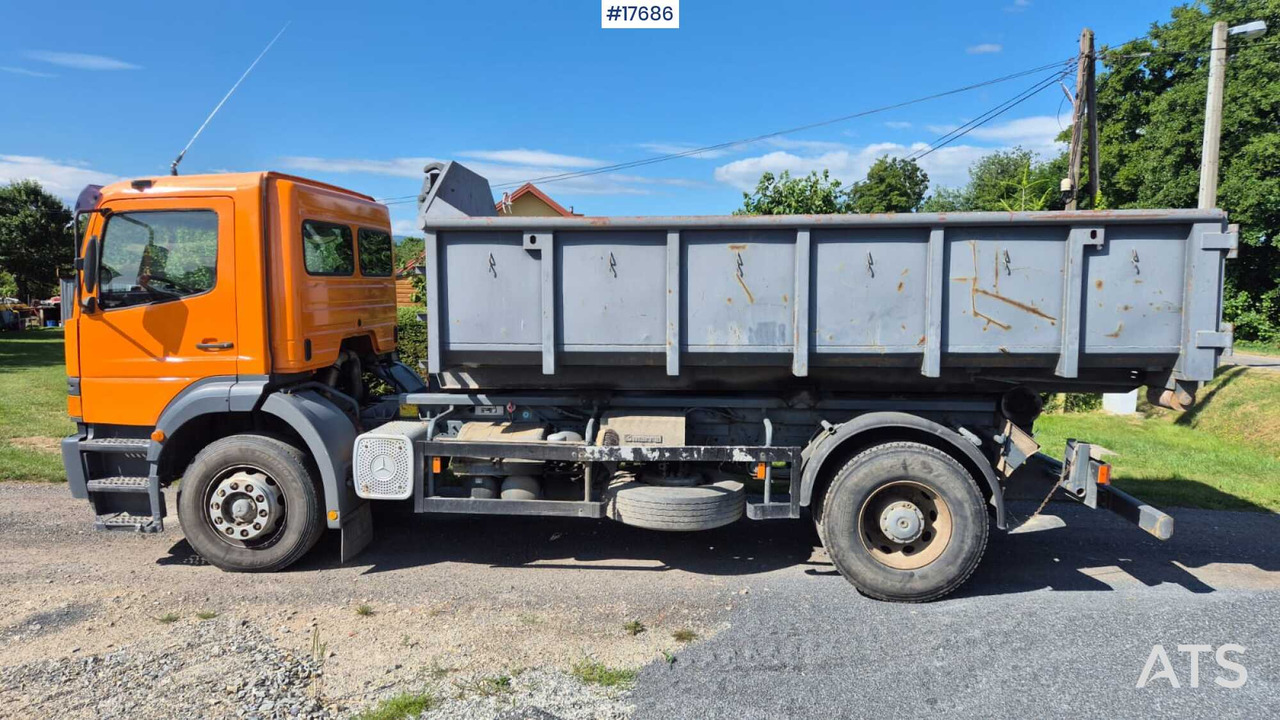 Mercedes-Benz 1828 hooklift (1999) two containers - Φορτηγό φόρτωσης γάντζου: φωτογραφία 4 Mercedes-Benz 1828 hooklift (1999) two containers - Φορτηγό φόρτωσης γάντζου: φωτογραφία 4