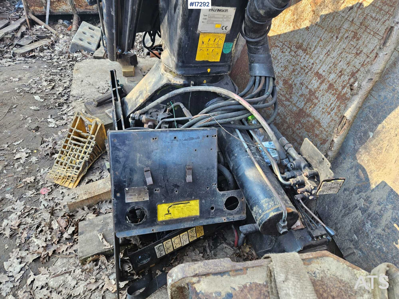 Γερανός παπαγάλος PALFINGER PK 13000 hydraulic crane (1997): φωτογραφία 17 Γερανός παπαγάλος PALFINGER PK 13000 hydraulic crane (1997): φωτογραφία 17