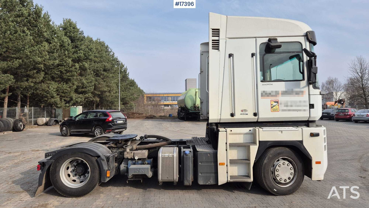 RENAULT MAGNUM 480 (2012) + kompresor CVS SILOKING 1100 - Τράκτορας: φωτογραφία 4 RENAULT MAGNUM 480 (2012) + kompresor CVS SILOKING 1100 - Τράκτορας: φωτογραφία 4