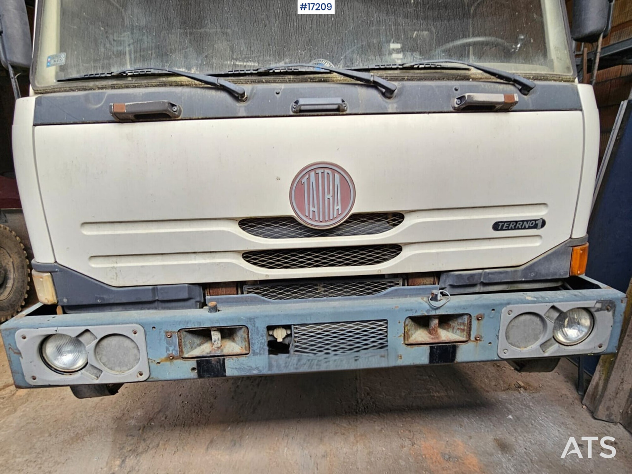 Three-axle tipper TATRA T815-2 6x6 (2007) - Φορτηγό ανατρεπόμενο: φωτογραφία 3 Three-axle tipper TATRA T815-2 6x6 (2007) - Φορτηγό ανατρεπόμενο: φωτογραφία 3