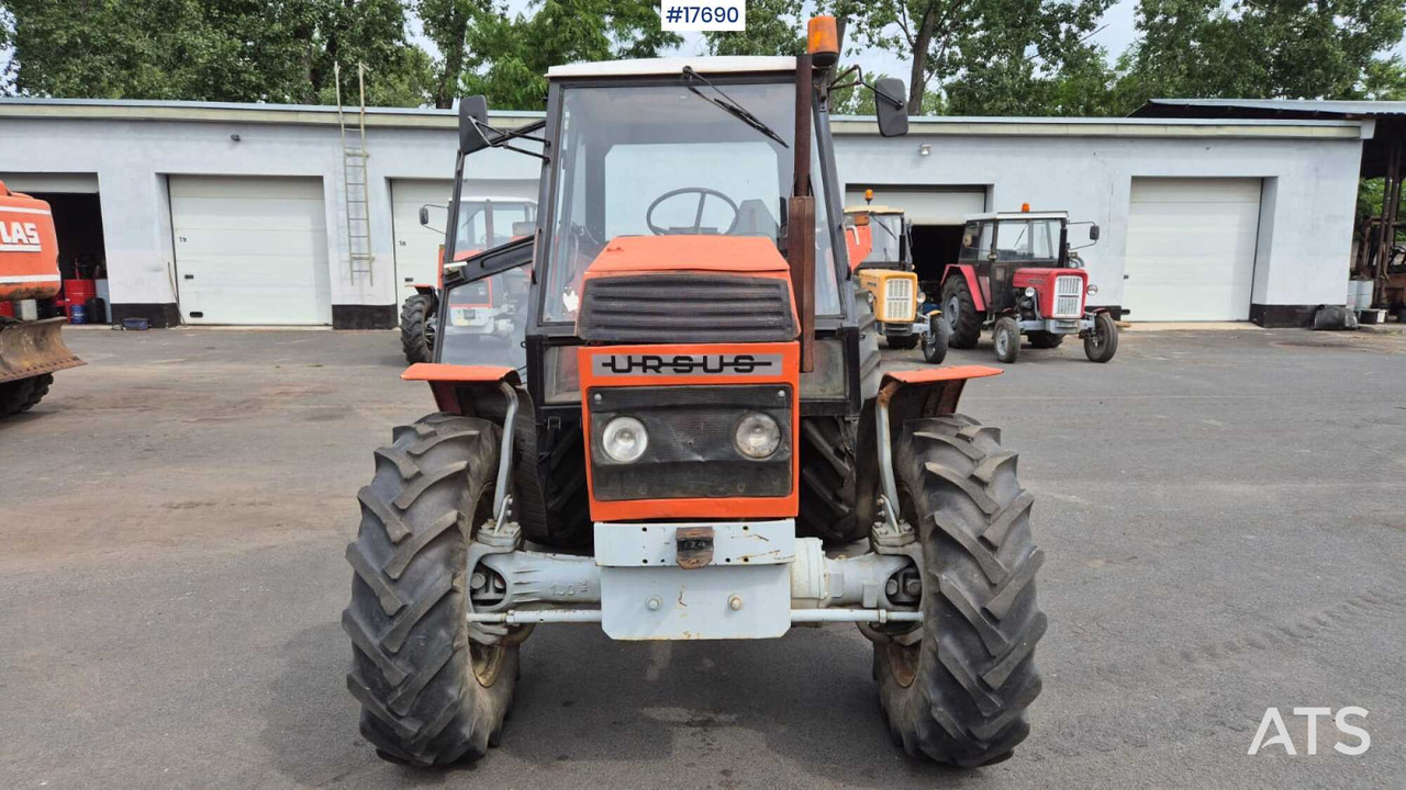 URSUS 914 tractor (1989) - Τρακτέρ: φωτογραφία 2 URSUS 914 tractor (1989) - Τρακτέρ: φωτογραφία 2