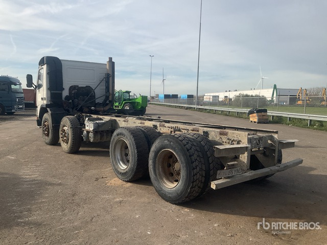1999 Volvo FM8438B 8x4 Twin-Steer Cab and Chassis - Φορτηγό σασί: φωτογραφία 3 1999 Volvo FM8438B 8x4 Twin-Steer Cab and Chassis - Φορτηγό σασί: φωτογραφία 3
