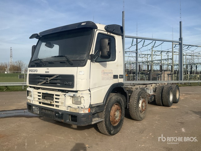 1999 Volvo FM8438B 8x4 Twin-Steer Cab and Chassis - Φορτηγό σασί: φωτογραφία 1 1999 Volvo FM8438B 8x4 Twin-Steer Cab and Chassis - Φορτηγό σασί: φωτογραφία 1