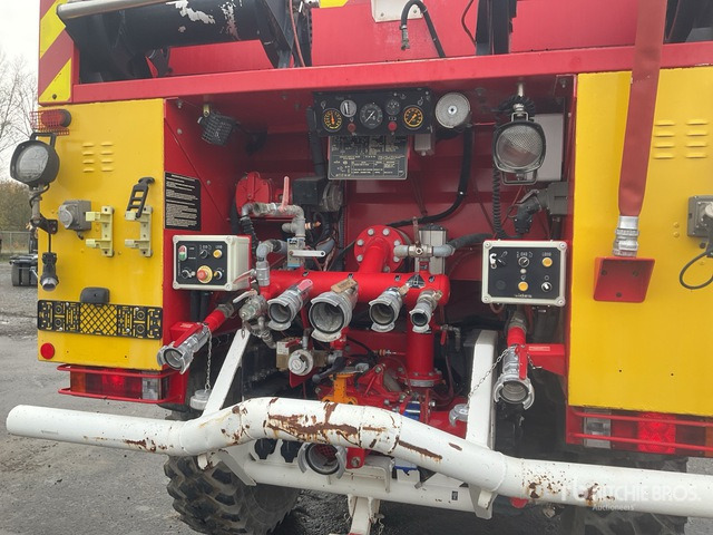 2007 Renault Thomas AR1941 4x4 Crew Cab Fire Truck - Πυροσβεστικό όχημα: φωτογραφία 5 2007 Renault Thomas AR1941 4x4 Crew Cab Fire Truck - Πυροσβεστικό όχημα: φωτογραφία 5