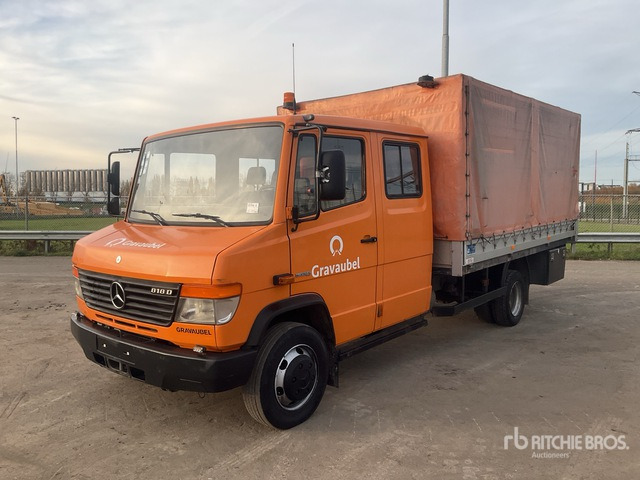 2010 Mercedes-Benz 818DE 4x2 Crew Cab Service Truck - Επαγγελματικό αυτοκίνητο με μουσαμά, Διπλοκάμπινο ελαφρύ επαγγελματικό: φωτογραφία 1 2010 Mercedes-Benz 818DE 4x2 Crew Cab Service Truck - Επαγγελματικό αυτοκίνητο με μουσαμά, Διπλοκάμπινο ελαφρύ επαγγελματικό: φωτογραφία 1