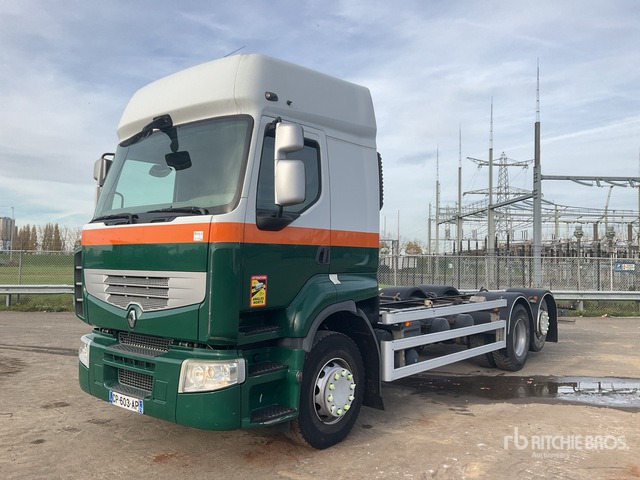 2012 Renault Premium 6x2 Sleeper Cab and Chassis - Φορτηγό σασί: φωτογραφία 2 2012 Renault Premium 6x2 Sleeper Cab and Chassis - Φορτηγό σασί: φωτογραφία 2