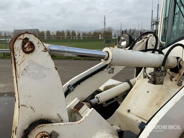 2015 Volvo L30G Wiellader - Ελαστιχοφόρος φορτωτής: φωτογραφία 5 2015 Volvo L30G Wiellader - Ελαστιχοφόρος φορτωτής: φωτογραφία 5