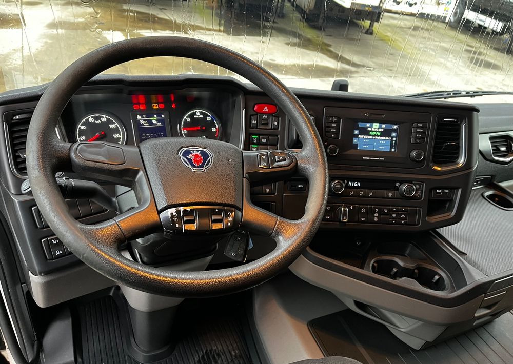 Φορτηγό μουσαμάς Scania R410 // 2018 Rok 6x2 // Retarder // Automat // Led // Navi // 77 //: φωτογραφία 14 Φορτηγό μουσαμάς Scania R410 // 2018 Rok 6x2 // Retarder // Automat // Led // Navi // 77 //: φωτογραφία 14