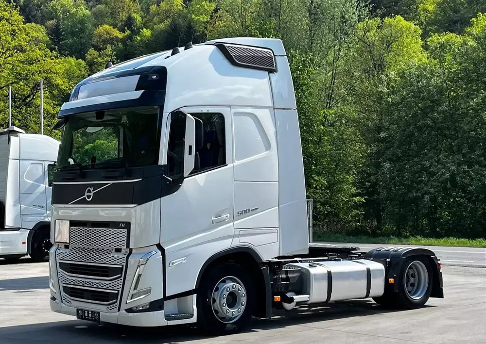Volvo FH500 // New Face // Low Deck // Full Led // ACC // Globe XL // ParkClima // Zamiana za starszy - Τράκτορας: φωτογραφία 1 Volvo FH500 // New Face // Low Deck // Full Led // ACC // Globe XL // ParkClima // Zamiana za starszy - Τράκτορας: φωτογραφία 1