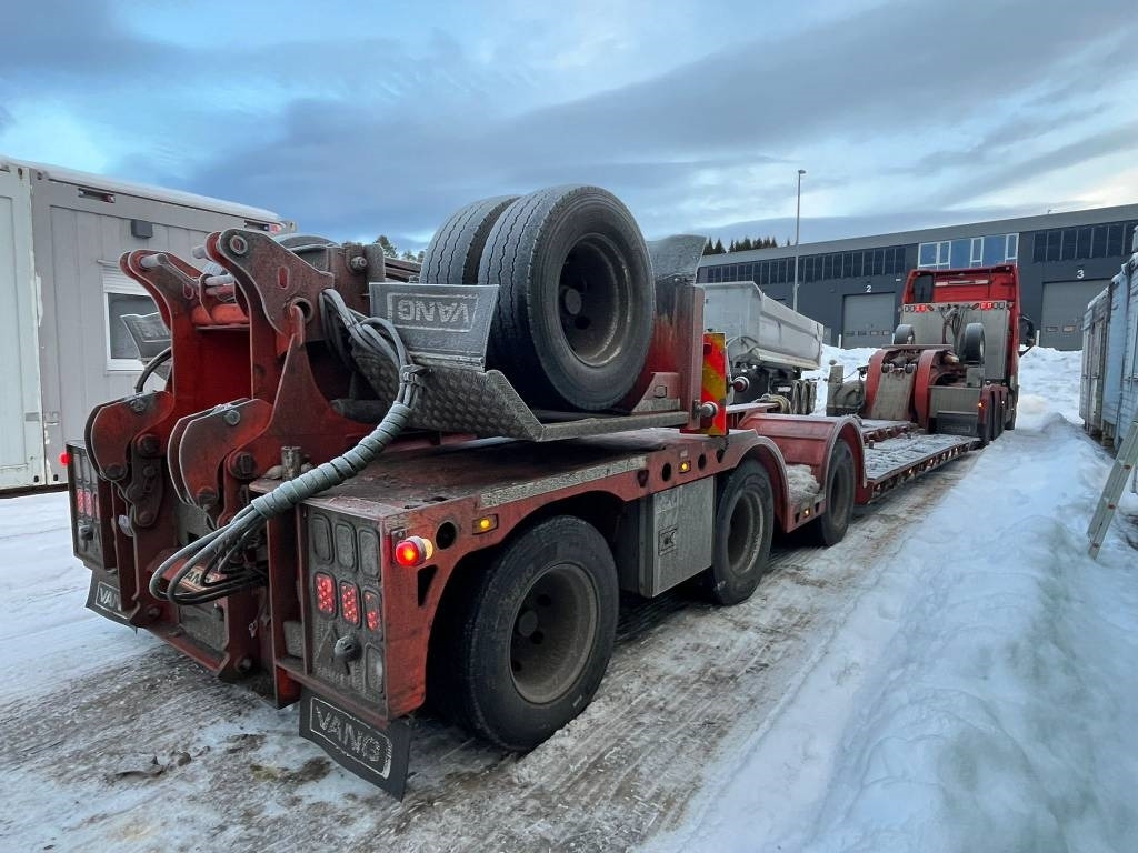 Vang ATHLS 3+1 Volvo FH16 750 Heavy Haul 8x2 - Επικαθήμενο με χαμηλό δάπεδο: φωτογραφία 4 Vang ATHLS 3+1 Volvo FH16 750 Heavy Haul 8x2 - Επικαθήμενο με χαμηλό δάπεδο: φωτογραφία 4