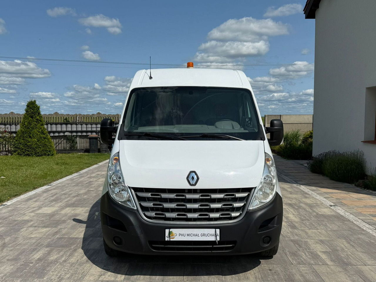 Renault Master 2.3 Blaszak Klimatyzacja Hak Kamera cofania - Βαν: φωτογραφία 2 Renault Master 2.3 Blaszak Klimatyzacja Hak Kamera cofania - Βαν: φωτογραφία 2
