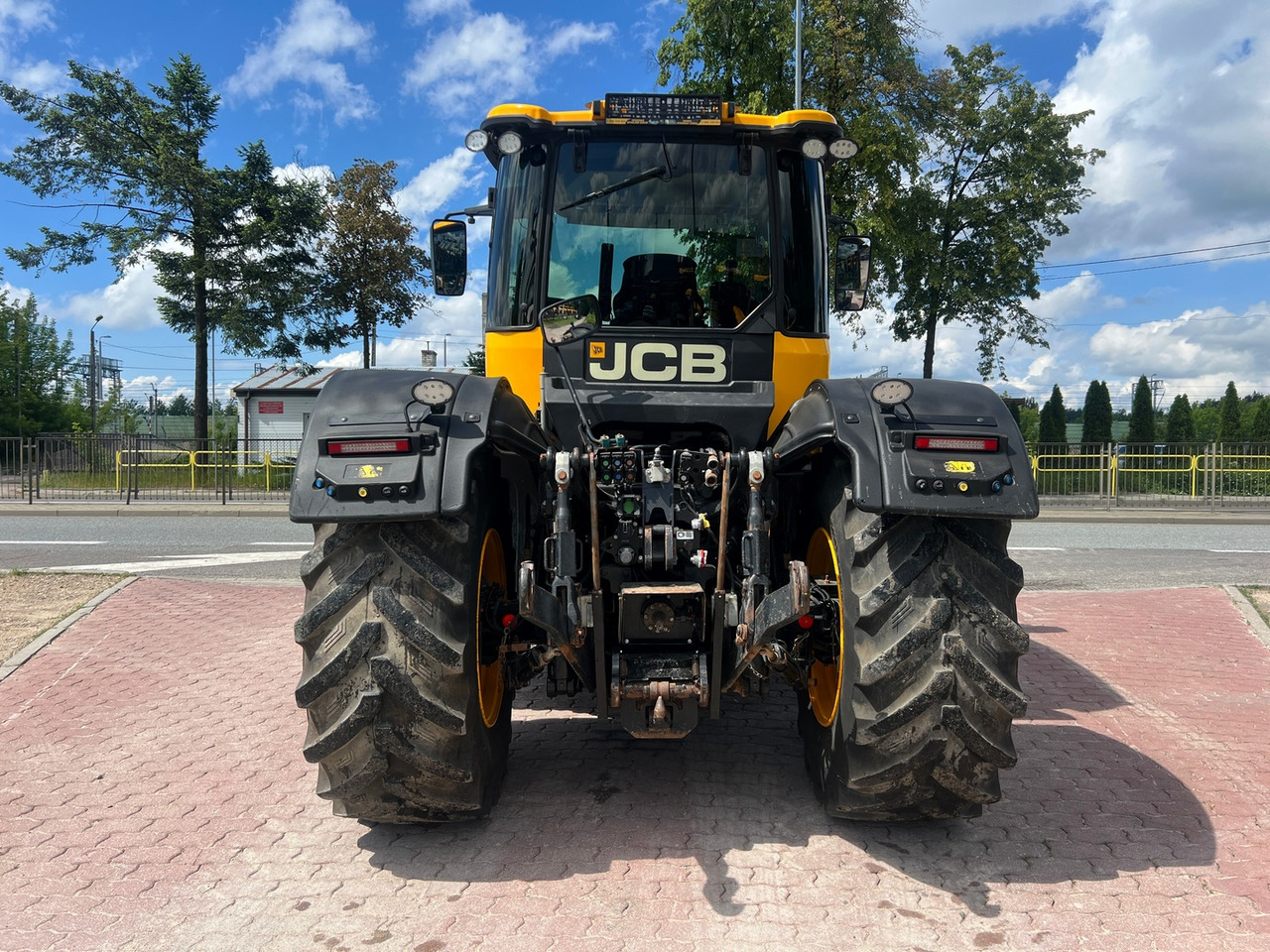 JCB Fastrac 4220 - Τρακτέρ: φωτογραφία 3 JCB Fastrac 4220 - Τρακτέρ: φωτογραφία 3