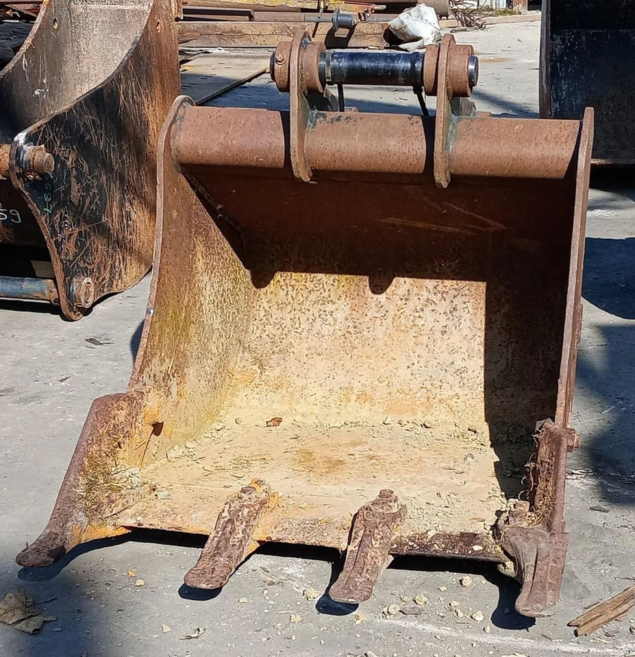 Łyżka Kopiąca JCB z zębami - Κουβάς για εκσκαφέα: φωτογραφία 2 Łyżka Kopiąca JCB z zębami - Κουβάς για εκσκαφέα: φωτογραφία 2