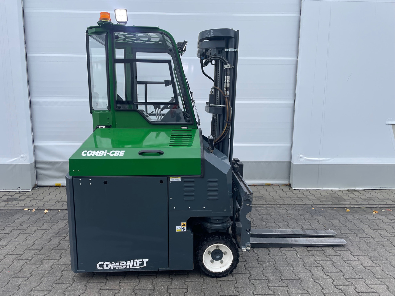 Combilift CBE 2500 - 4-κίνητα ανυψωτικό στενών δρόμων: φωτογραφία 2 Combilift CBE 2500 - 4-κίνητα ανυψωτικό στενών δρόμων: φωτογραφία 2