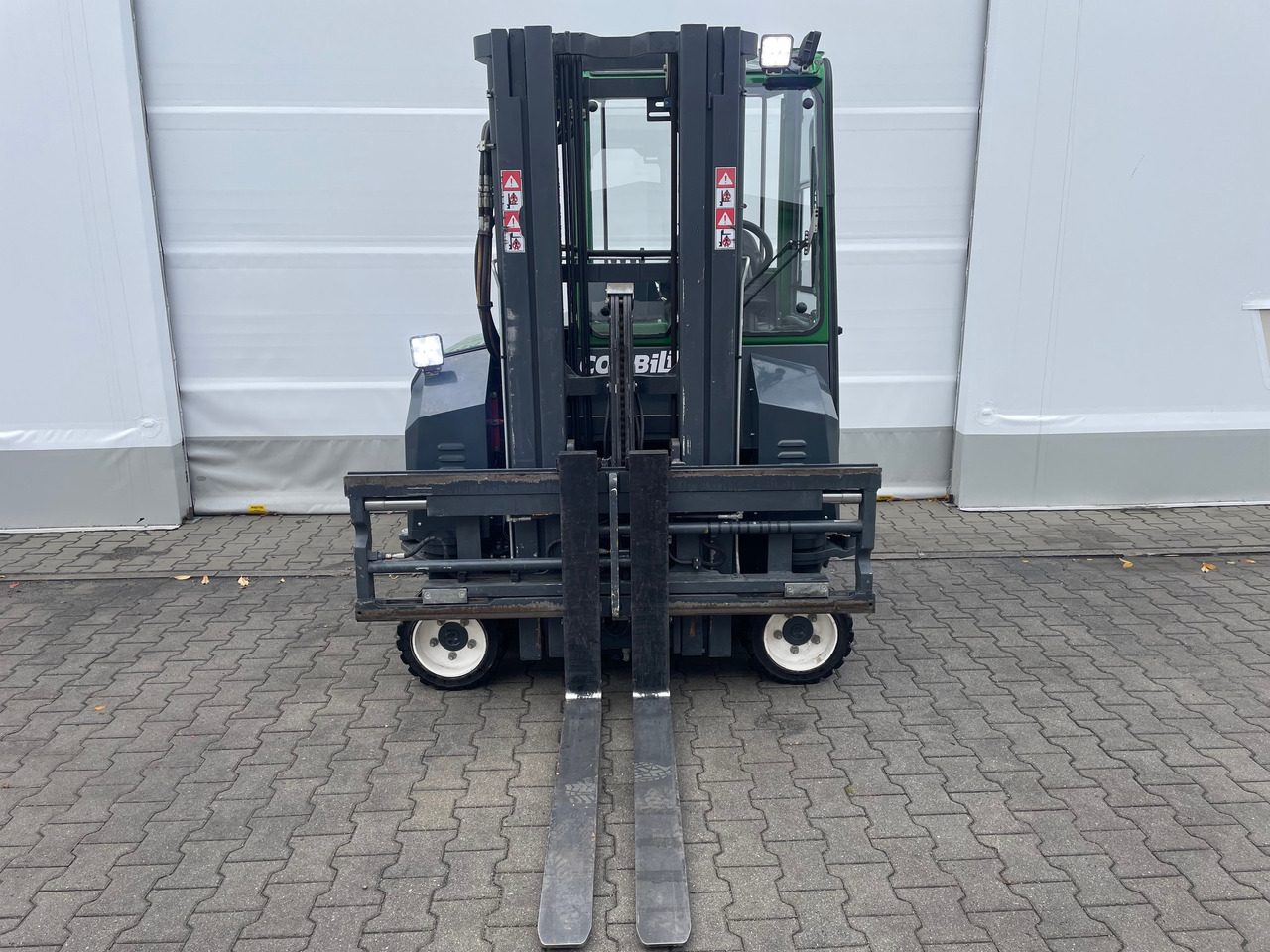 Combilift CBE 2500 - 4-κίνητα ανυψωτικό στενών δρόμων: φωτογραφία 3 Combilift CBE 2500 - 4-κίνητα ανυψωτικό στενών δρόμων: φωτογραφία 3