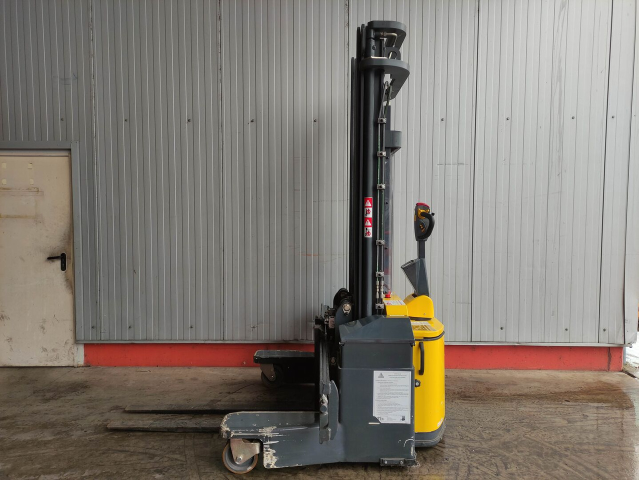 Combilift Combi WR4 / 4-Wege - Μηχάνημα στοίβαξης: φωτογραφία 1 Combilift Combi WR4 / 4-Wege - Μηχάνημα στοίβαξης: φωτογραφία 1