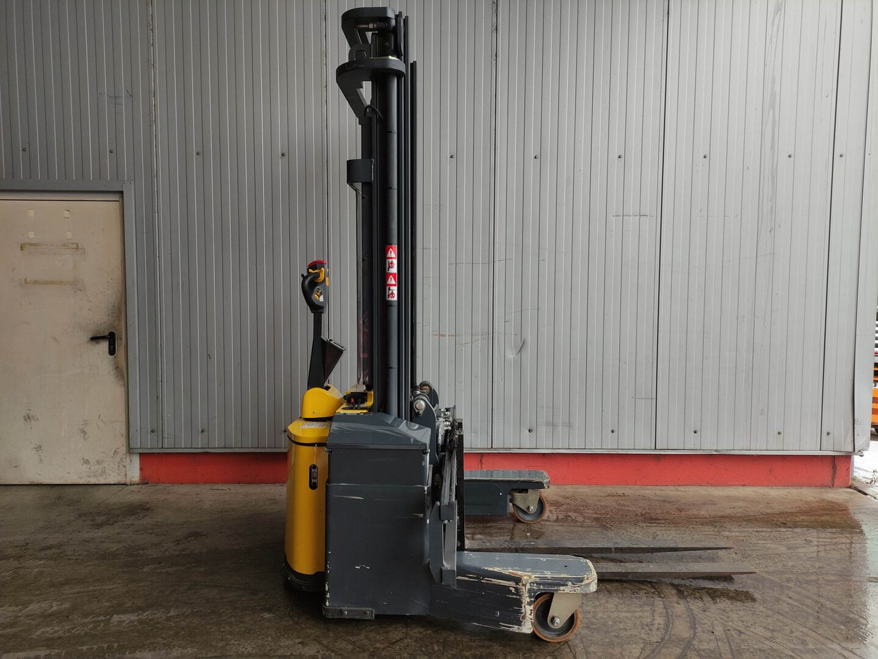 Combilift Combi WR4 / 4-Wege - Μηχάνημα στοίβαξης: φωτογραφία 2 Combilift Combi WR4 / 4-Wege - Μηχάνημα στοίβαξης: φωτογραφία 2