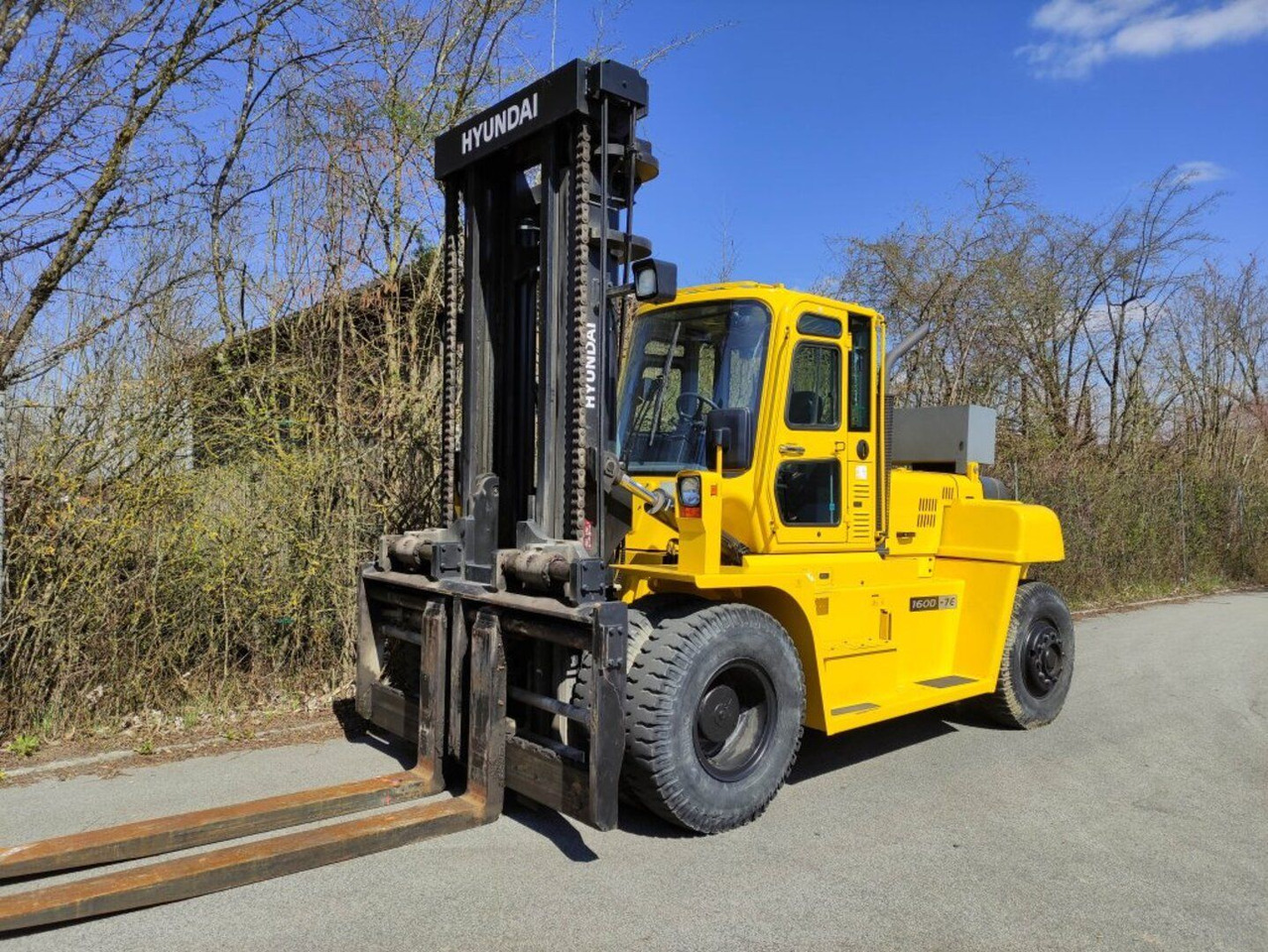 Hyundai 160D-7E - Χειριστές δοχείο: φωτογραφία 5 Hyundai 160D-7E - Χειριστές δοχείο: φωτογραφία 5