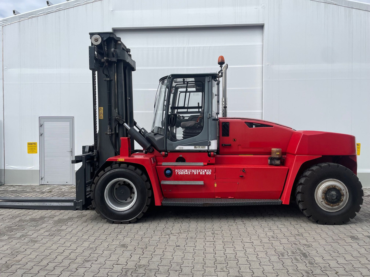 Kalmar DCG160-12 - Χειριστές δοχείο: φωτογραφία 1 Kalmar DCG160-12 - Χειριστές δοχείο: φωτογραφία 1