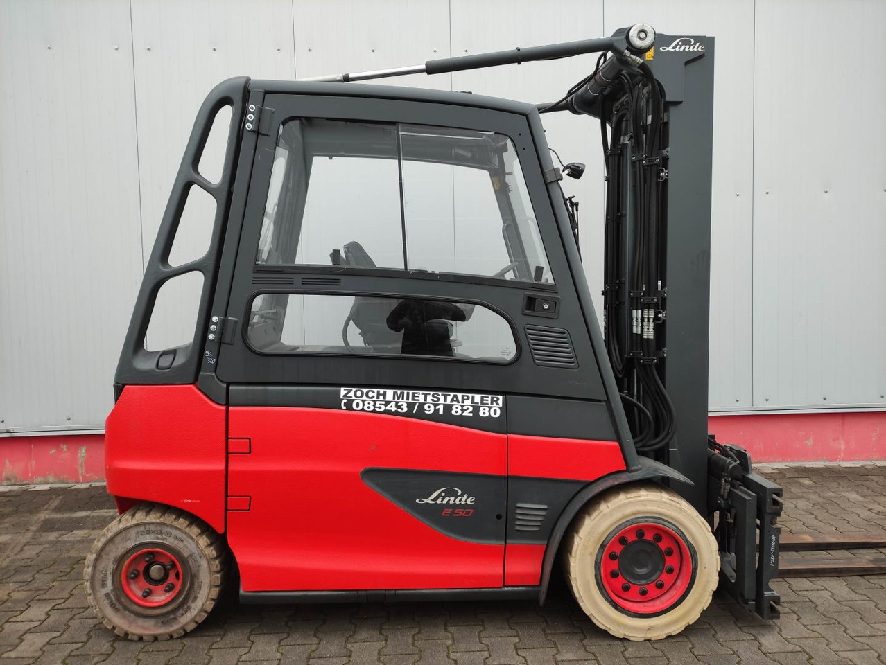 Linde E50HL-01-600 - Ηλεκτροκίνητο περονοφόρο: φωτογραφία 2 Linde E50HL-01-600 - Ηλεκτροκίνητο περονοφόρο: φωτογραφία 2