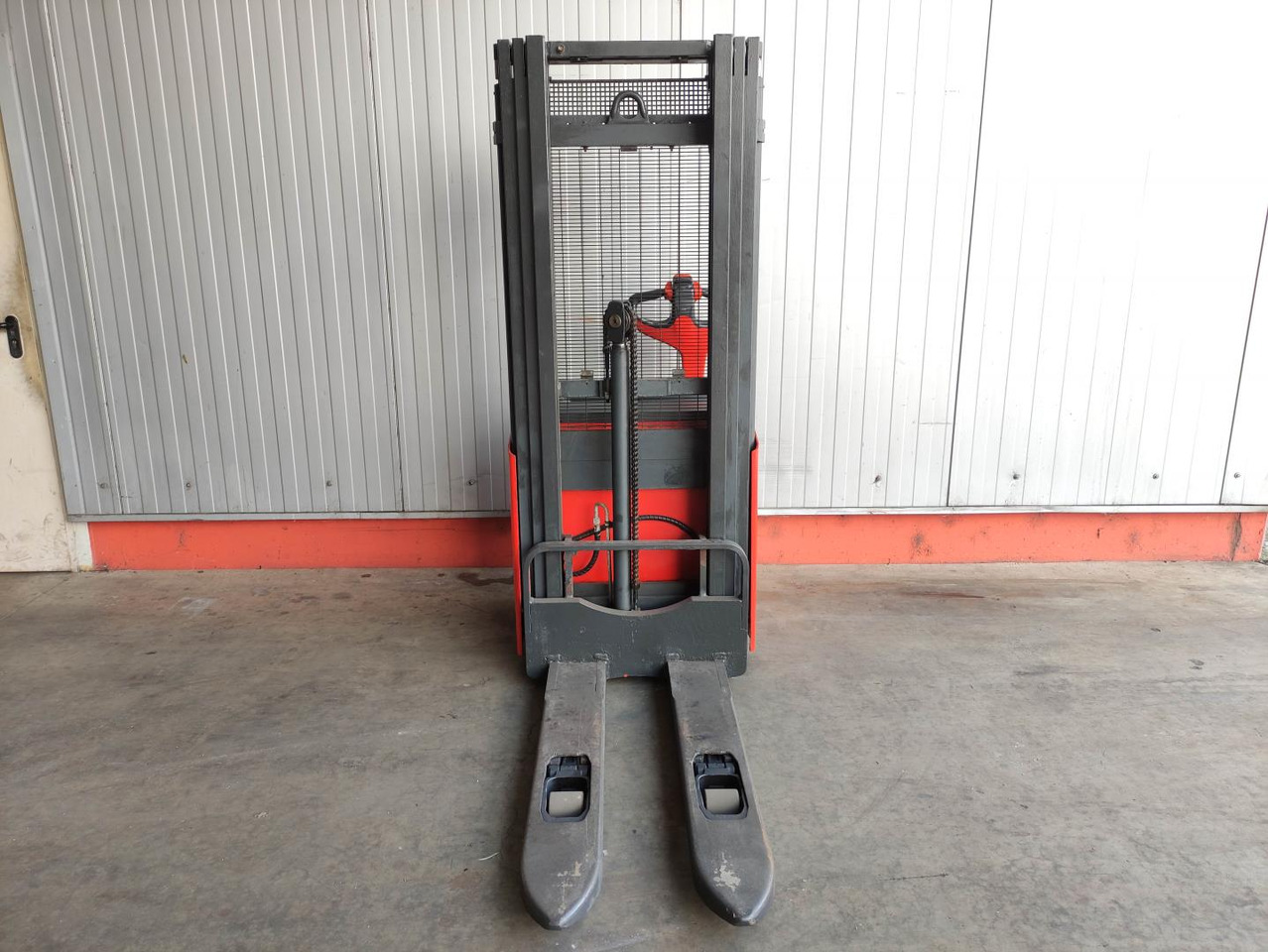 Linde L12i-1172 - Μηχάνημα στοίβαξης: φωτογραφία 3 Linde L12i-1172 - Μηχάνημα στοίβαξης: φωτογραφία 3