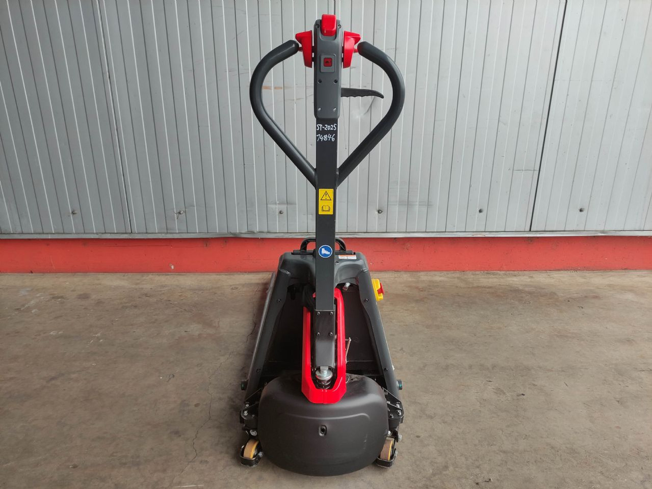 Linde MT15C - Παλετοφόρο: φωτογραφία 4 Linde MT15C - Παλετοφόρο: φωτογραφία 4