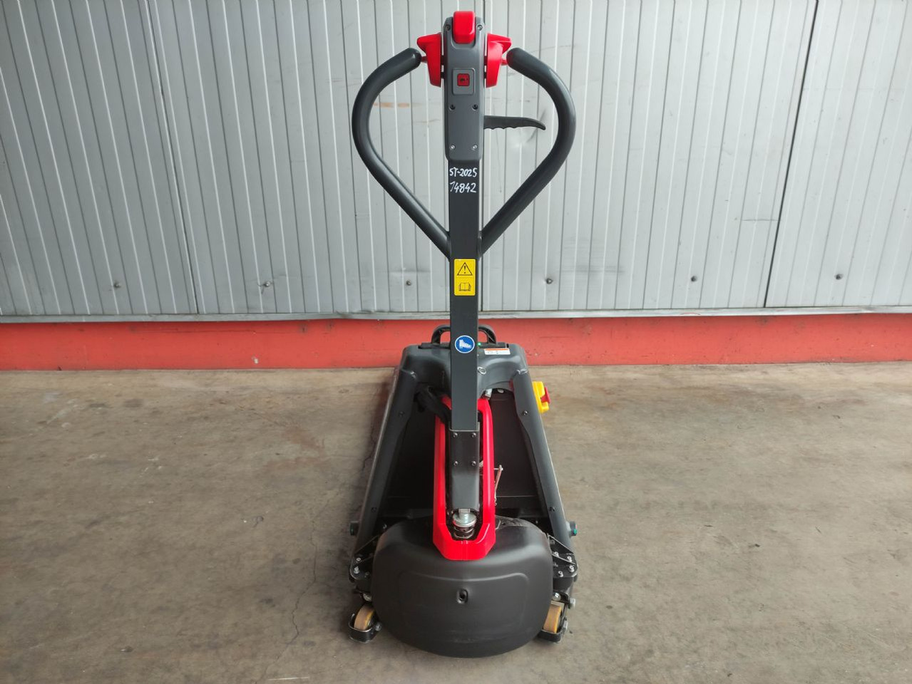 Linde MT15C - Παλετοφόρο: φωτογραφία 4 Linde MT15C - Παλετοφόρο: φωτογραφία 4