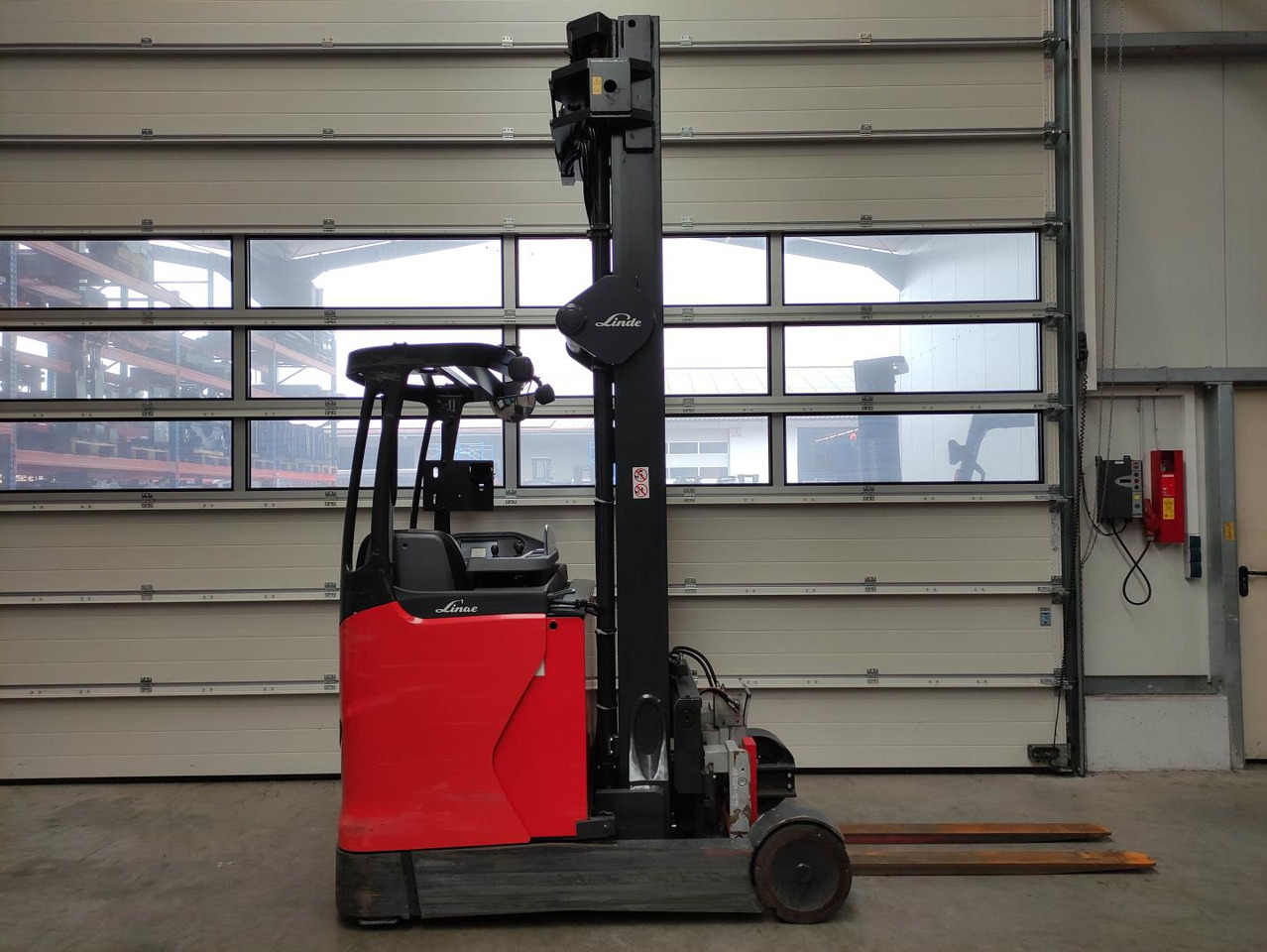 Linde R20-1120 - Ανυψωτικό στενών δρόμων: φωτογραφία 2 Linde R20-1120 - Ανυψωτικό στενών δρόμων: φωτογραφία 2